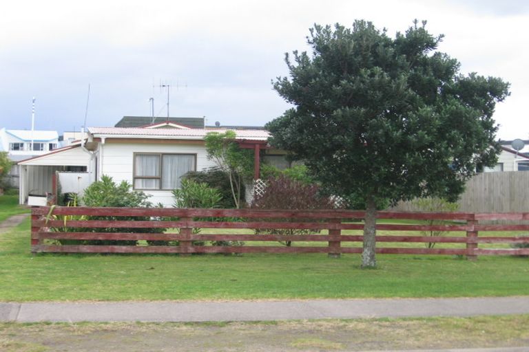 Photo of property in 127a Barbara Avenue, Whangamata, 3620