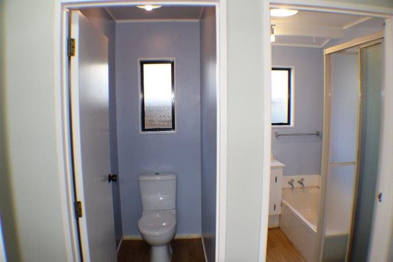 Photo of property in 3/94 Birkenhead Avenue, Birkenhead, Auckland, 0626