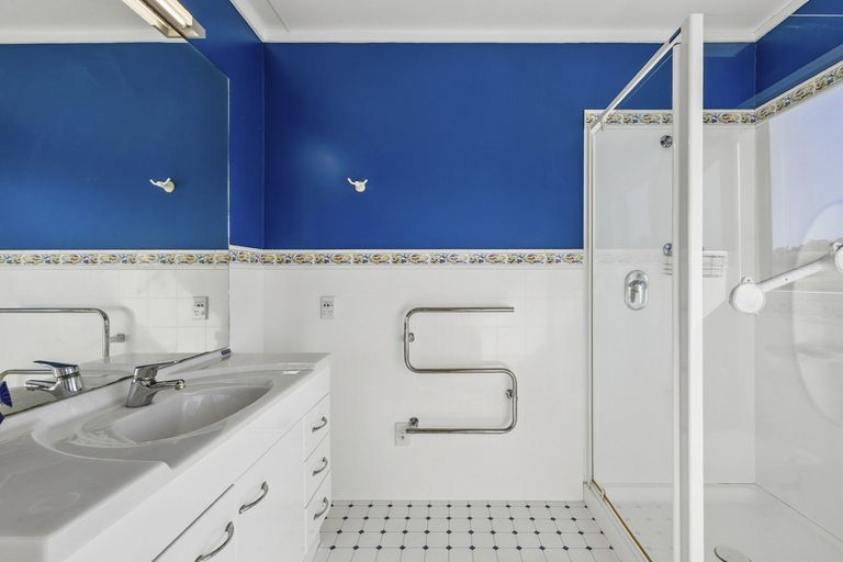 Photo of property in 37 Garden Place, Glenleith, Dunedin, 9010