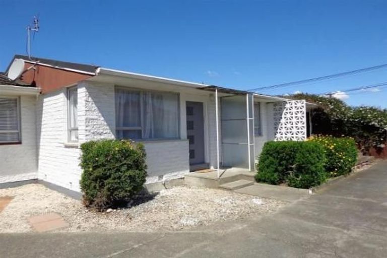Photo of property in 2/537 Hereford Street, Linwood, Christchurch, 8011
