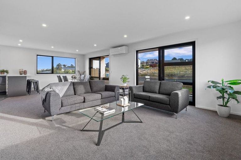 Photo of property in 22 Macleod Avenue, Halfway Bush, Dunedin, 9010