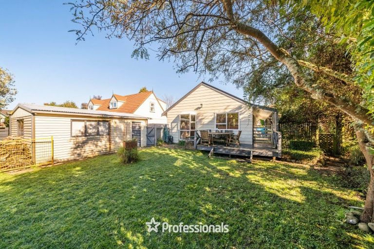 Photo of property in 60 Larchmont Grove, Totara Park, Upper Hutt, 5018