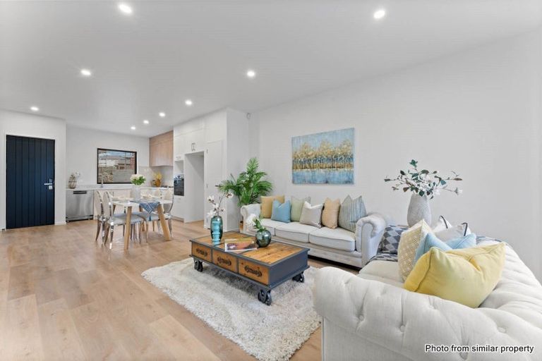 Photo of property in 4 Puwha Street, Massey, Auckland, 0614