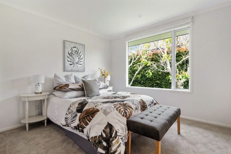 Photo of property in 47 English Oak Drive, Schnapper Rock, Auckland, 0632