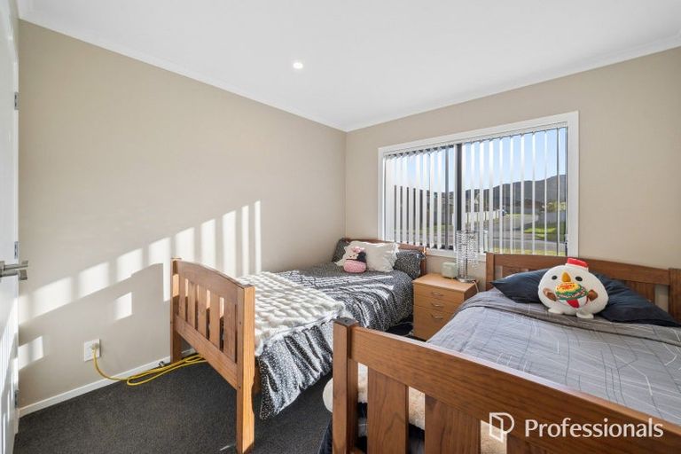 Photo of property in 6 Jack Vaughan Grove, Wainuiomata, Lower Hutt, 5014