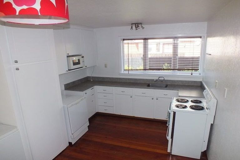 Photo of property in 54 Mansfield Avenue, St Albans, Christchurch, 8014