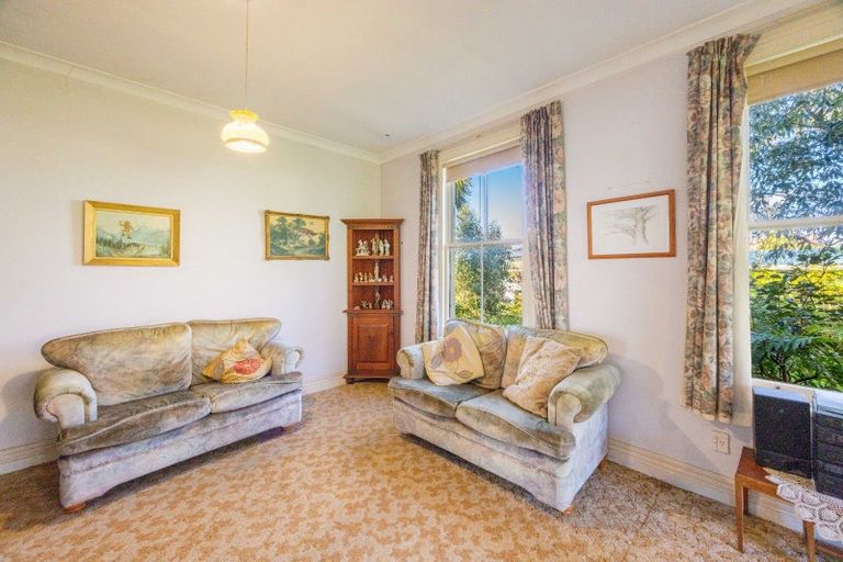 Photo of property in 10 Rose Street, Waipawa, 4210