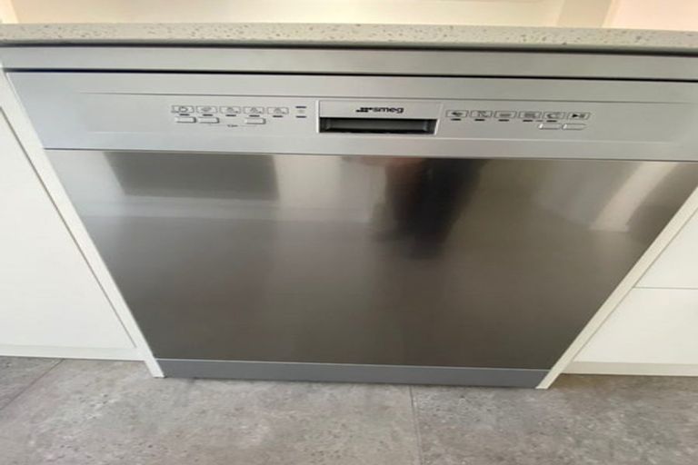 Photo of property in 1/242 Edgeware Road, Edgeware, Christchurch, 8013