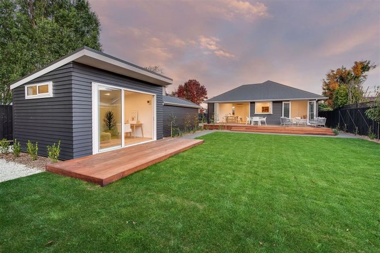 Photo of property in 197 Knowles Street, St Albans, Christchurch, 8052