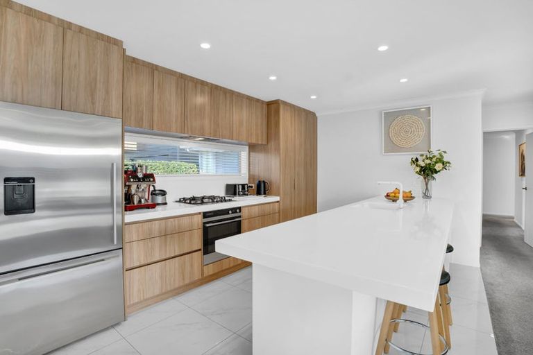 Photo of property in 44 Fernbrook Drive, Hurworth, New Plymouth, 4310