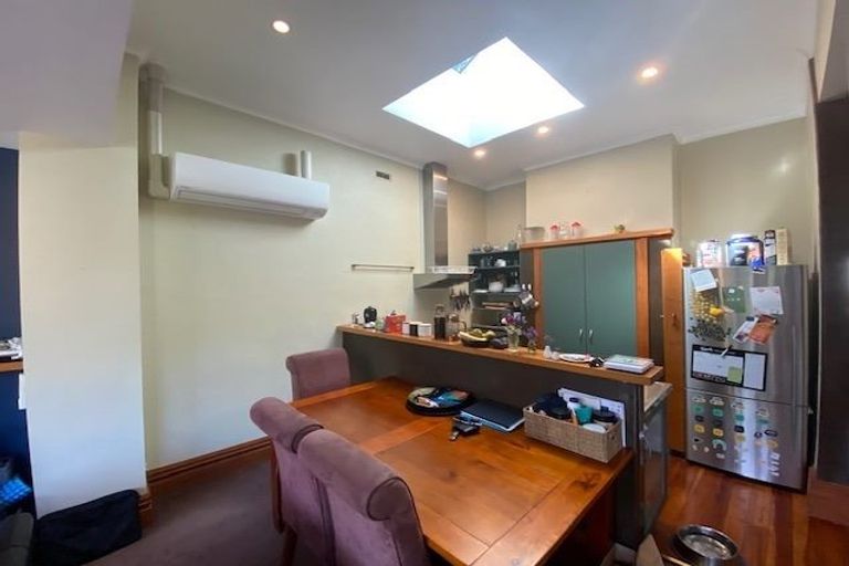 Photo of property in 40 Hall Street, Newtown, Wellington, 6021