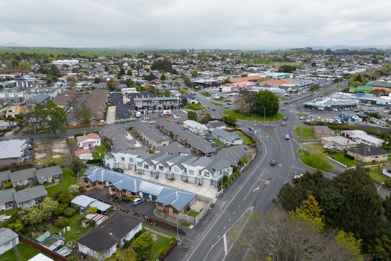 Photo of property in 215u5 Massey Street, Frankton, Hamilton, 3204