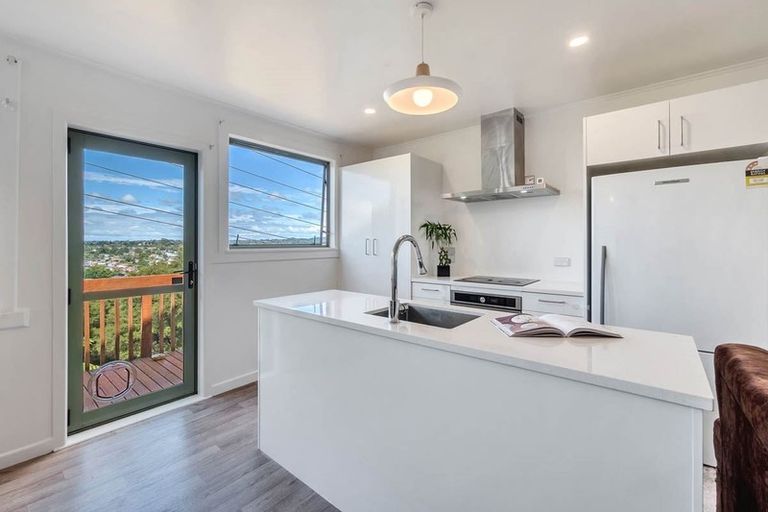 Photo of property in 67 Don Buck Road, Massey, Auckland, 0614