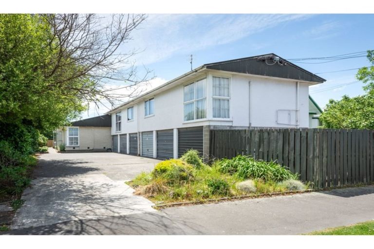 Photo of property in 4/225 Edgeware Road, Edgeware, Christchurch, 8013