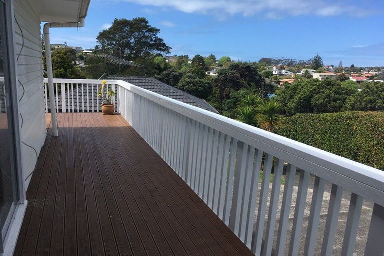 Photo of property in 1/34 Sycamore Drive, Sunnynook, Auckland, 0620