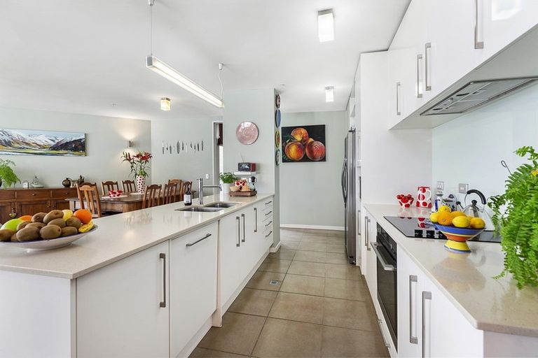 Photo of property in 2b/22 Telford Terrace, Oriental Bay, Wellington, 6011