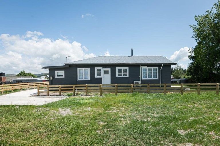 Photo of property in 9c Lawrence Street, Otane, 4202