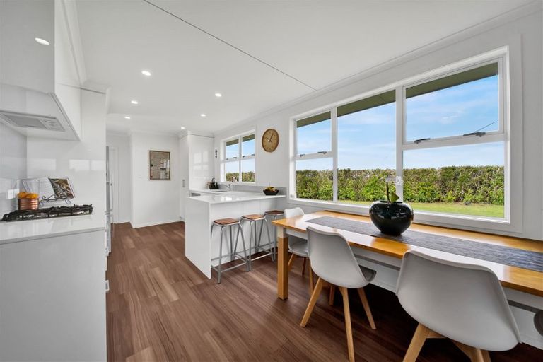 Photo of property in 435 Manawapou Road, Hawera, 4672