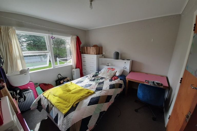Photo of property in 22 Mason Street, New Lynn, Auckland, 0600