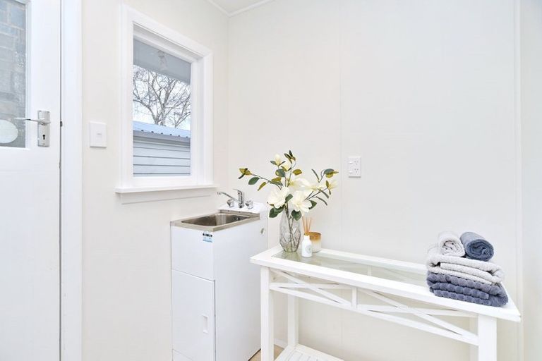 Photo of property in 1/135 Champion Street, Edgeware, Christchurch, 8013