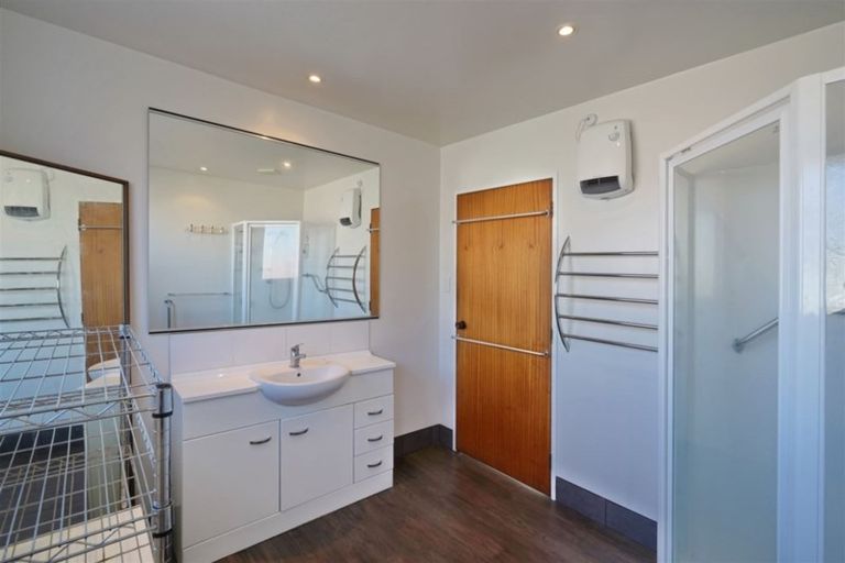 Photo of property in 32 Portman Street, Woolston, Christchurch, 8062