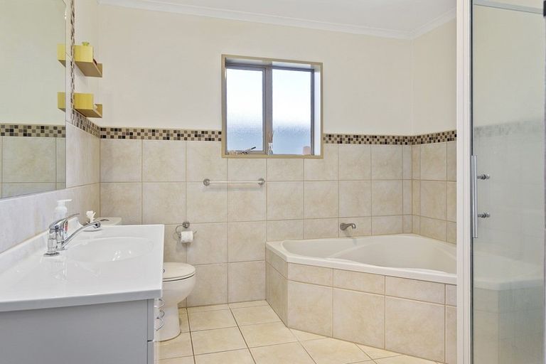 Photo of property in 31 Melford Close, Rangiora, 7400