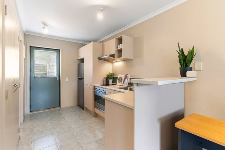 Photo of property in 8/5 Carolina Place, Albany, Auckland, 0632