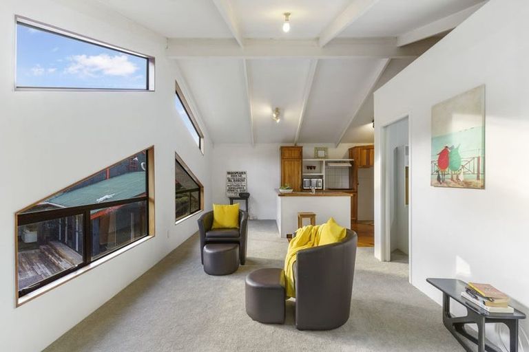 Photo of property in 195a Scenic Drive, Titirangi, Auckland, 0604