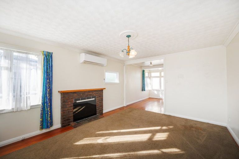 Photo of property in 228 Tremaine Avenue, Highbury, Palmerston North, 4412