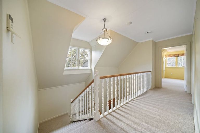 Photo of property in 296 College Street, West End, Palmerston North, 4410