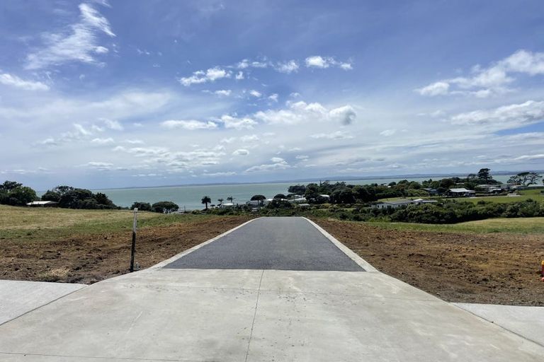 Photo of property in 28 Opoia Drive, Awhitu, 2684