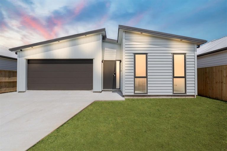 Photo of property in 43 Ta Moko Drive, Gulf Harbour, 0930