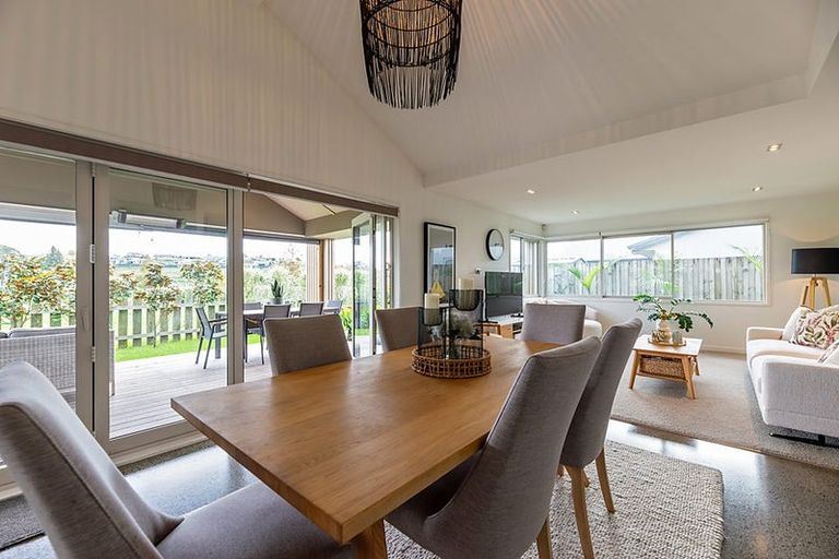 Photo of property in 299 Carmichael Road, Brookfield, Tauranga, 3110