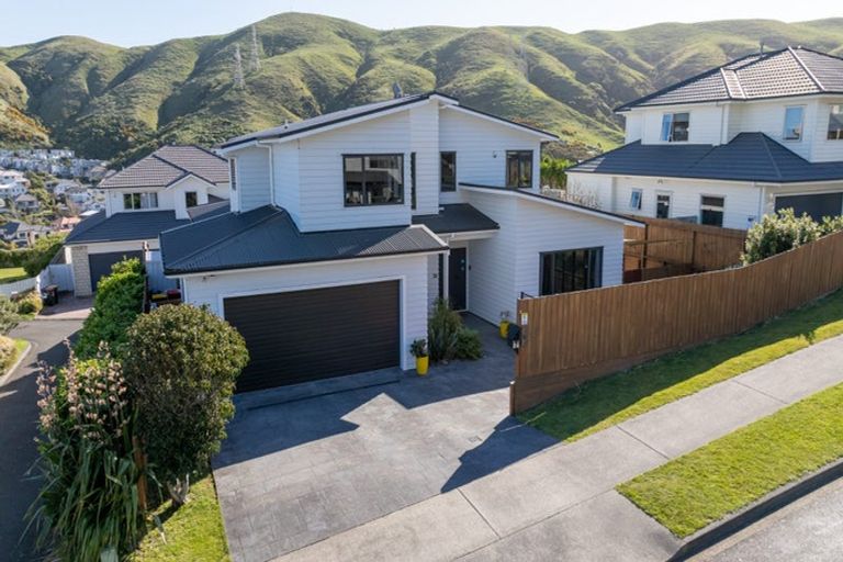 Photo of property in 26 Mauldeth Terrace, Churton Park, Wellington, 6037