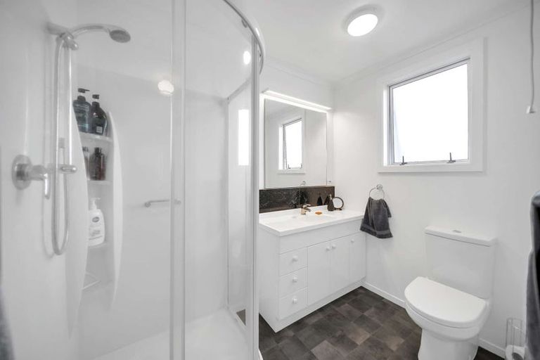 Photo of property in 11 Bowen Street, Te Anau, 9600