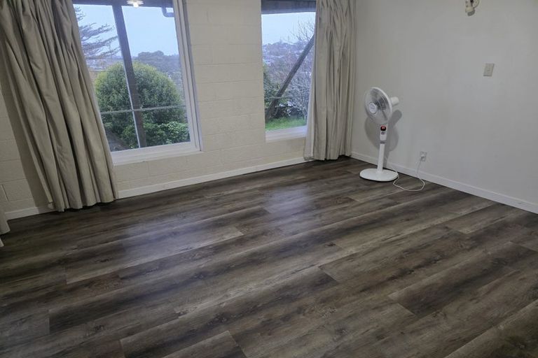 Photo of property in 93 Coronation Road, Hillcrest, Auckland, 0627