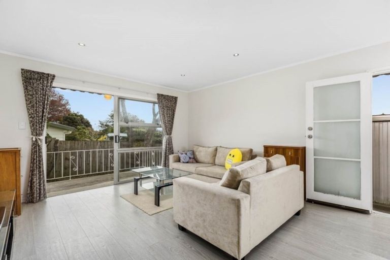Photo of property in 94 Lynwood Road, New Lynn, Auckland, 0600