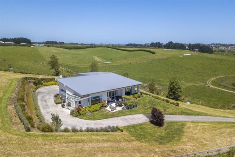 Photo of property in 242b Turuturu Road, Hawera, 4674