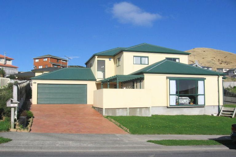 Photo of property in 3 Carmichael Street, Johnsonville, Wellington, 6037