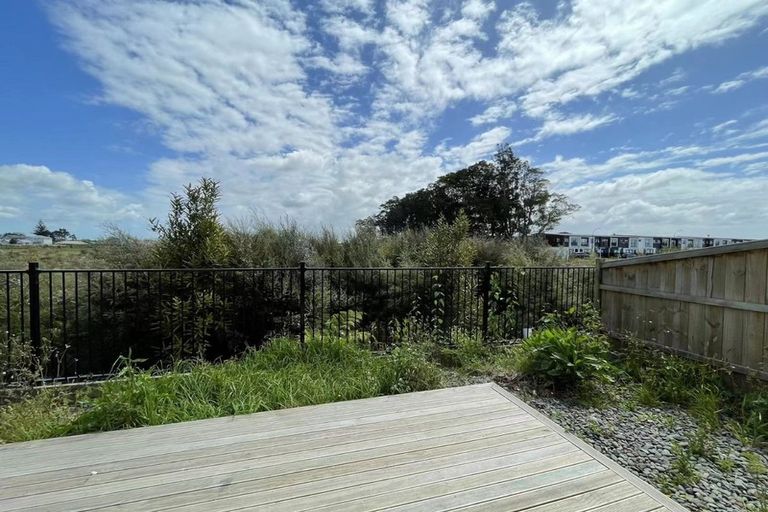 Photo of property in 59 John Gray Street, Papakura, 2110