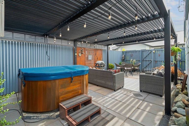 Photo of property in 1/13 Johnson Street, Sydenham, Christchurch, 8023