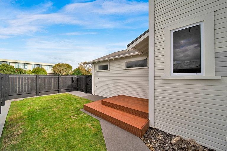 Photo of property in 30 Puriri Street, Hawera, 4610