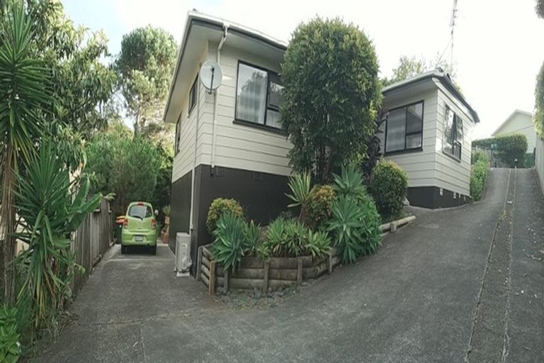 Photo of property in 41 Holmes Drive South, Massey, Auckland, 0614