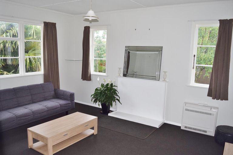 Photo of property in 7b Johnstone Street, Masterton, 5810
