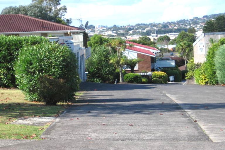 Photo of property in 5/16 Willerton Avenue, New Lynn, Auckland, 0600