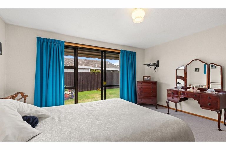 Photo of property in 4 Limburg Lane, Spreydon, Christchurch, 8024