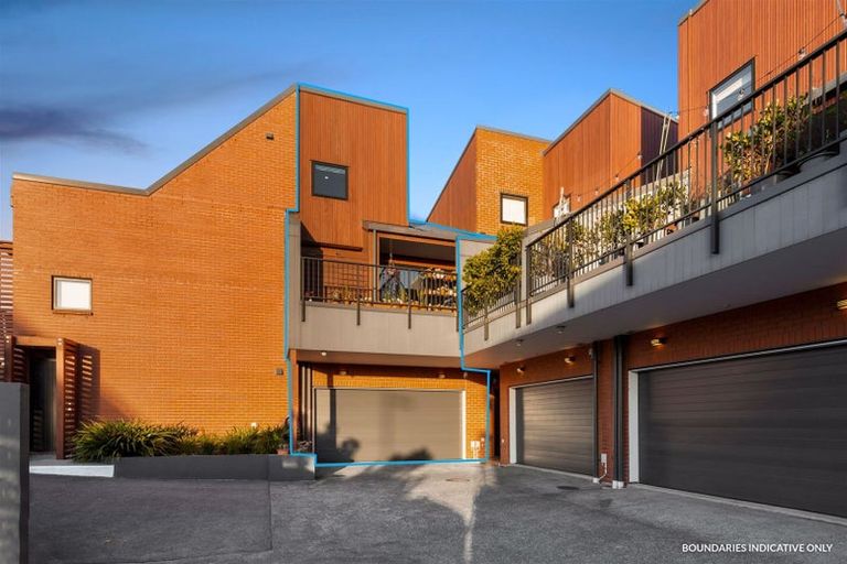 Photo of property in 2c Meteor Road, Hobsonville, Auckland, 0616