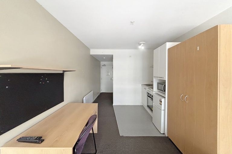 Photo of property in Orange Apartments/victoria Centr, 308/169 The Terrace, Wellington Central, Wellington, 6011