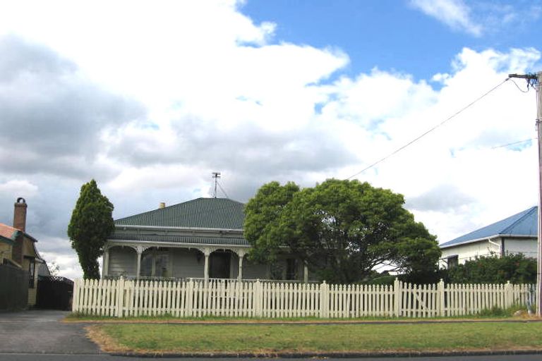 Photo of property in 1/82 Astley Avenue, New Lynn, Auckland, 0600