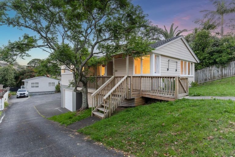 Photo of property in 27a Langton Road, Stanmore Bay, Whangaparaoa, 0932